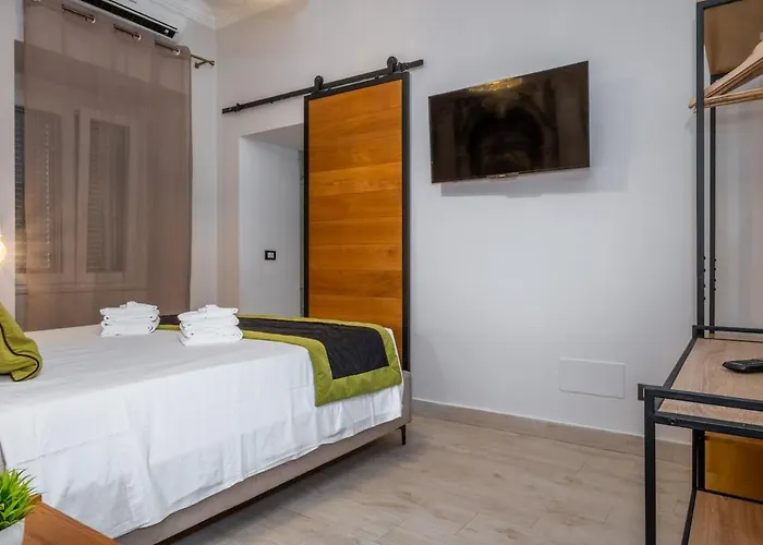 Ht Urban Atrium Apartament